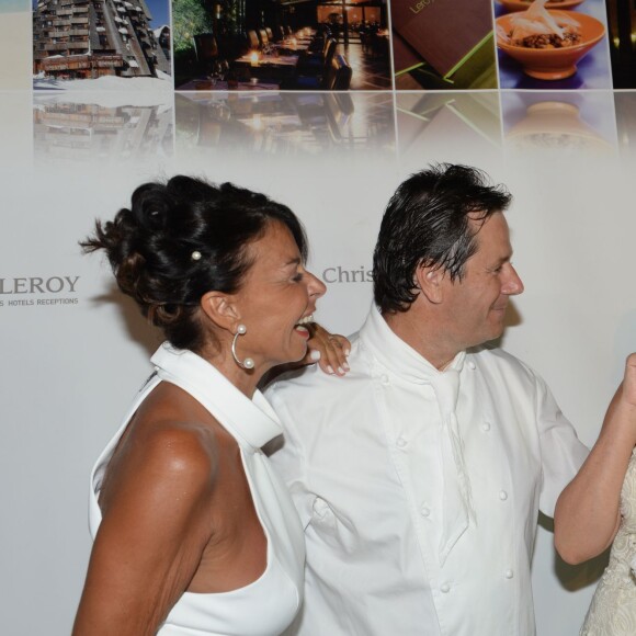 Exclusif - Christophe Leroy et sa femme Fabienne, Emmanuelle Béart - 20ème édition de la soirée Blanche aux Moulins de Ramatuelle à Saint-Tropez le 12 juillet 2015. Le chef Christophe Leroy a donc mis les petits plats dans les grands pour cette mythique soirée dont la marraine était Emmanuelle Béart.