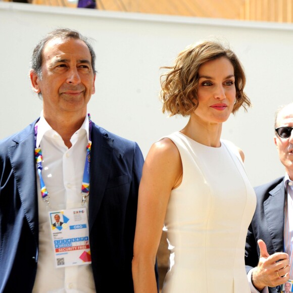La reine Letizia découvrait le 23 juillet 2015 le pavillon de l'Espagne à l'Exposition Universelle de Milan, où elle s'est rendue en tant qu'Ambassadrice spéciale de l'Organisation des Nations unies pour l'alimentation et l'agriculture (FAO) pour la nutrition.