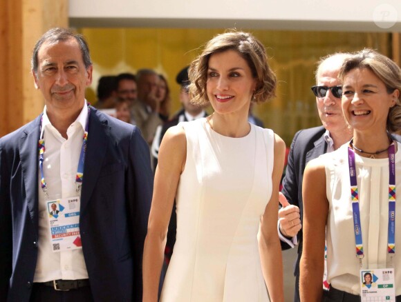 La reine Letizia découvrait le 23 juillet 2015 le pavillon de l'Espagne à l'Exposition Universelle de Milan, où elle s'est rendue en tant qu'Ambassadrice spéciale de l'Organisation des Nations unies pour l'alimentation et l'agriculture (FAO) pour la nutrition.