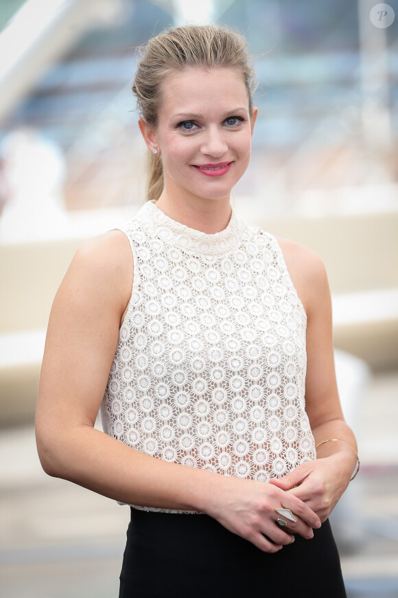 A. J. Cook lors du photocall de la série "Esprits Criminels" au 54 ème Festival de télévision de Monte-Carlo. Le 9 juin 2014