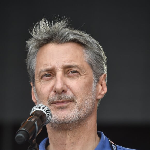 Antoine de Caunes - Cérémonie du patchwork des noms au 17e Solidays le 28 juin 2015.