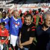 Zinedine Zidane et Mourad Boudjellal - Match amical de foot et rugby entre le RC Toulon et l'équipe de France 98 au stade Mayol à Toulon, au profit de l'association de Pascal Olmeta "Un sourire, un espoir pour la vie" le 28 juillet 2015