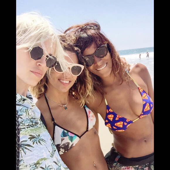 Tal, Shy'm et Aria Crescendo en vacances ensemble à Los Angeles, en juillet 2015.