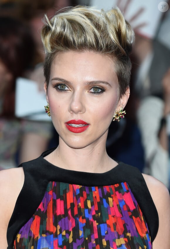 Scarlett Johansson lors de la première du film "Avengers : L'ère d'Ultron " (The Avengers Age of Ultron) au Vue Westfield à Londres, le 21 avril 2015.
