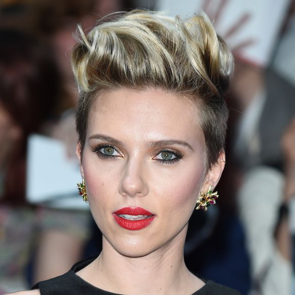 Scarlett Johansson lors de la première du film "Avengers : L'ère d'Ultron " (The Avengers Age of Ultron) au Vue Westfield à Londres, le 21 avril 2015.
