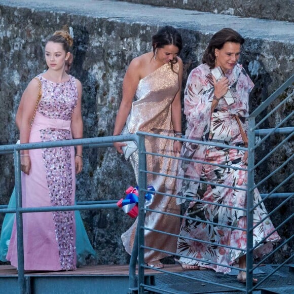 La princesse Alexandra de Hanovre, la princesse Stéphanie de Monaco et sa fille Pauline Ducruet - Arrivées pour la soirée de mariage de Pierre Casiraghi et Beatrice Borromeo au château Rocca Angera (château appartenant à la famille Borromeo) à Angera sur les Iles Borromées, sur le Lac Majeur, le 1er août 2015.