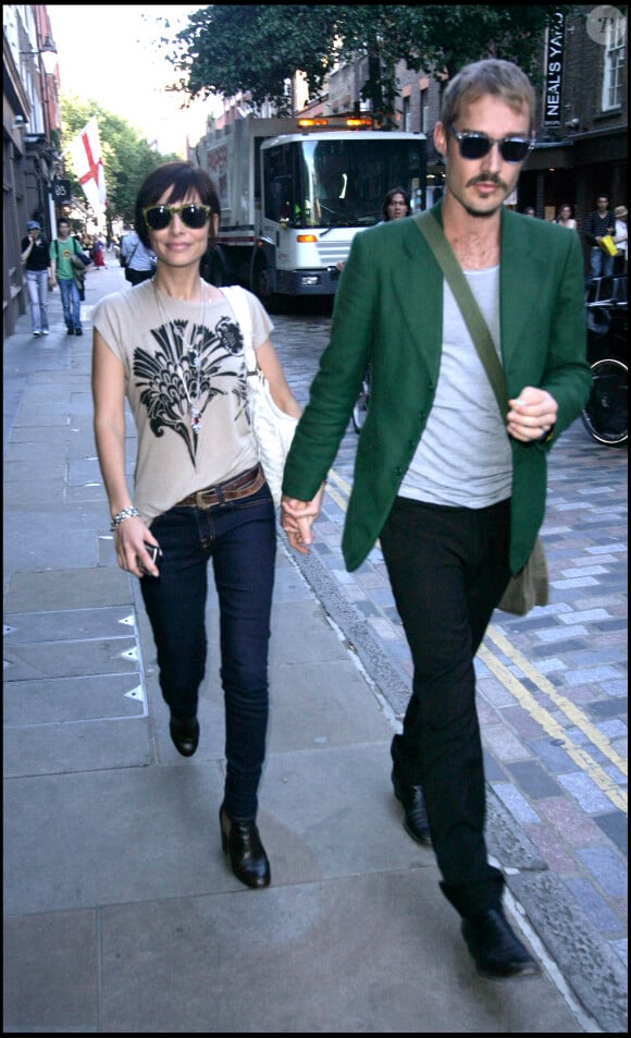 Natalie Imbruglia et son ex-mari Daniel Johns à Londres, le 27 aout 2007 