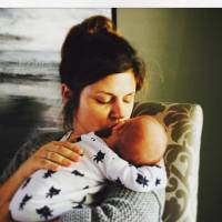 Tiffani Thiessen : Aussi gaga que son mari de leur craquant bébé, Holt