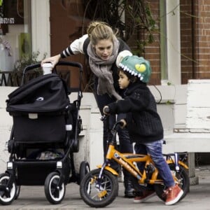 Doutzen Kroes et ses enfants à New York en décembre 2014