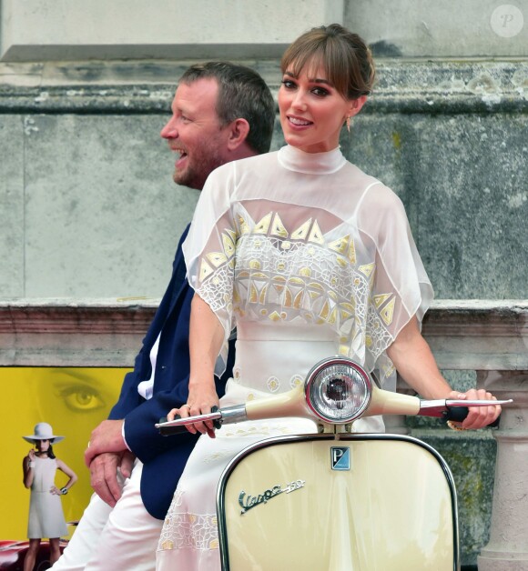 Guy Ritchie avec sa femme Jacqui Ainsley ravissants à la première de 'The Man From U.N.C.L.E' à Londres, le 7 août 2015.