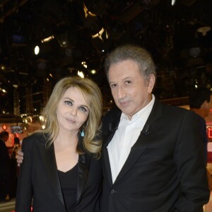 Nathalie Rheims et Michel Drucker - Enregistrement de l'emission "Vivement dimanche" le 22 janvier 2014. L'emission sera diffusee le 25 janvier. 