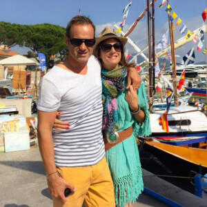 Eve Angeli dévoile le visage de son nouveau chéri, Chrisophe. Le 29 juin 2015. Les amoureux passent du bon temps à Saint-Tropez.