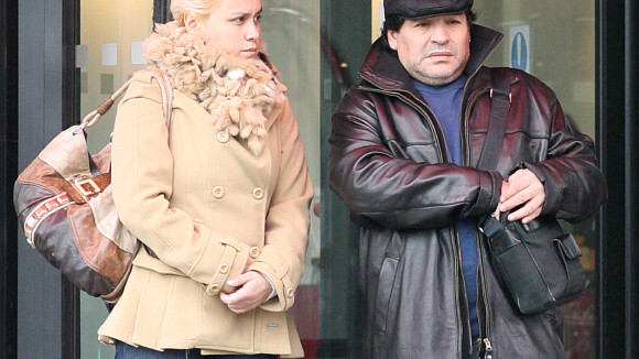 Diego Maradona accuse son ex-femme Claudia de lui avoir volé des millions...