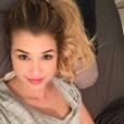 La belle Marie Lopez, alias Enjoy Phoenix, pose sur Instagram.