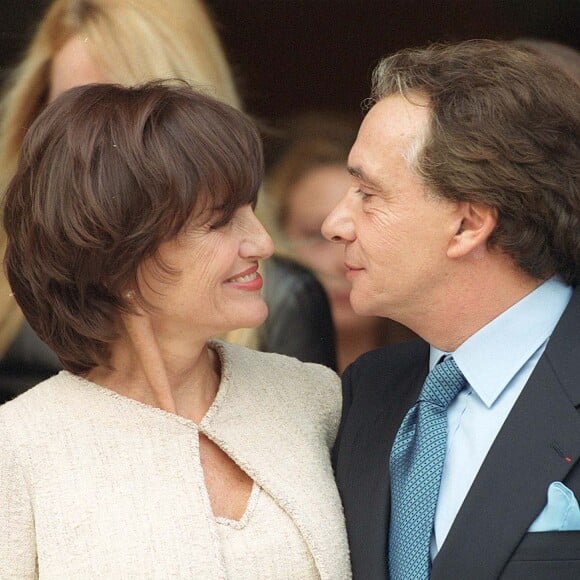 Mariage de Michel Sardou et Anne-Marie Périer à Paris, le 11 octobre 1999.