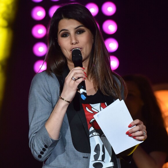 Karine Ferri - Les douze finalistes de 'The Voice' saison 4 chantent pour l'association "Tout Le Monde Chante Contre Le Cancer" pour les enfants malades à Disneyland Paris le 29 mars 2015.