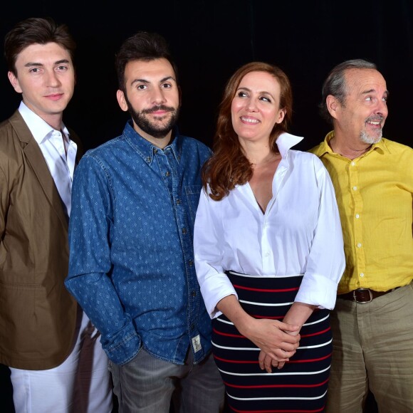 Exclusif - Joeffrey Bourdenet, Laurent Ournac, Noémie de Lattre, Raymond Acquaviva et Olivier Sitruk - Les comédiens de la pièce de théâtre 'Le gai mariage' à Paris le 29 juillet 2015, seront au Casino de Paris à la rentrée septembre. Laurent Ournac donnera la réplique à Olivier Sitruk dans cette pièce de Michel Munz et Gérard Bitton (auteurs de La Vérité si je mens ), pour six représentations exceptionnelles au Casino de Paris du 8 au 12 septembre 2015. (no web - online pour Suisse et Belgique)29/07/2015 - Paris