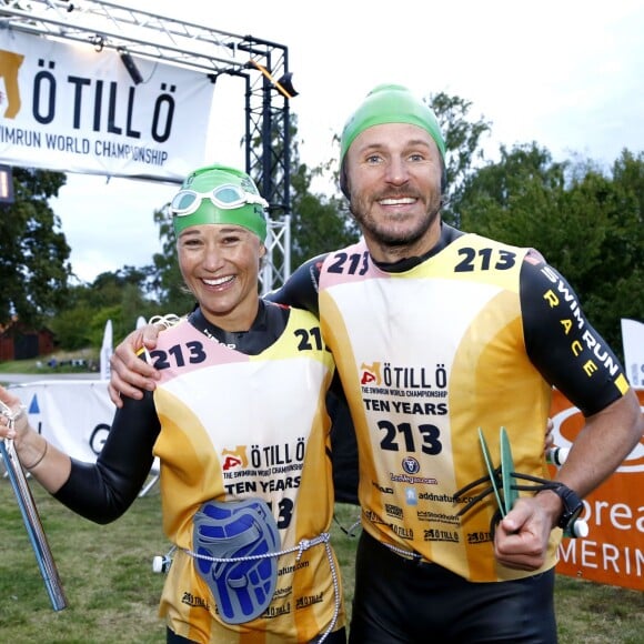 Pippa Middleton et son frère James ont participé à l'épreuve sportive "Otillo Swim-Run World Championship" en Suède, le 7 septembre 2015.