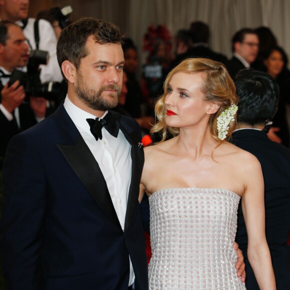 Joshua Jackson et sa compagne Diane Kruger - Soirée Costume Institute Gala 2015 (Met Ball) au Metropolitan Museum, célébrant l'ouverture de Chine: à travers le miroir à New York. Le 4 mai 2015.