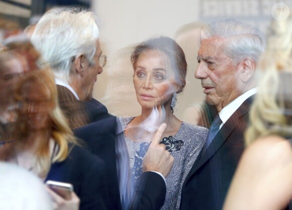 Mario Vargas Llosa et Isabel Preysler avec Richard Gere - Ouverture de la boutique Porcelanosa sur la 5ème Avenue à New York, le 9 septembre 2015.