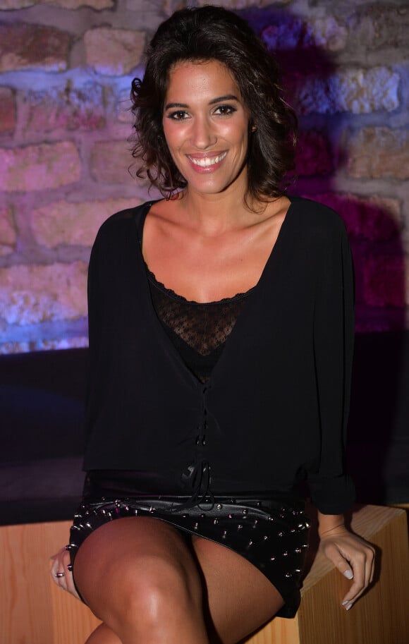 Laurie Cholewa, à la soirée Public Buzz Awards 2015, au Showcase à Paris le 1er avril 2015.
