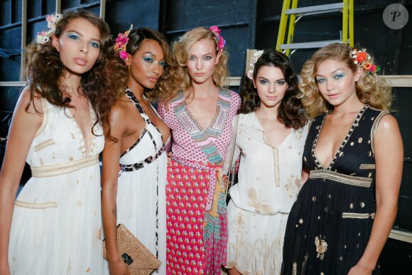 Karlie Kloss, Kendall Jenner et Gigi Hadid au défilé de la collection printemps-été 2016 de Diane Von Furstenberg, Spring Studios à New York, le 13 septembre 2015.