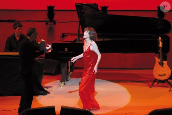 Exclusif - Jane Birkin en concert au theatre du Chatelet a l'occasion des 10 ans de son spectacle "Arabesque". Le 9 decembre 2013