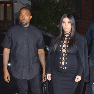 Kim Kardashian, enceinte, et son mari Kanye West se rendent au dîner de Riccardo Tisci à New York, le 14 septembre 2015.