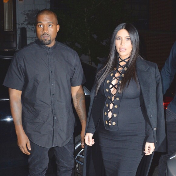 Kim Kardashian, enceinte, et son mari Kanye West se rendent au dîner de Riccardo Tisci à New York, le 14 septembre 2015.