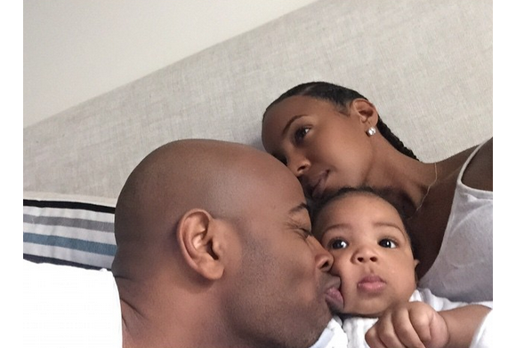 Kelly Rowland en compagnie de son fils Titan et son mari Tim Witherspoon / photo postée sur Instagram.