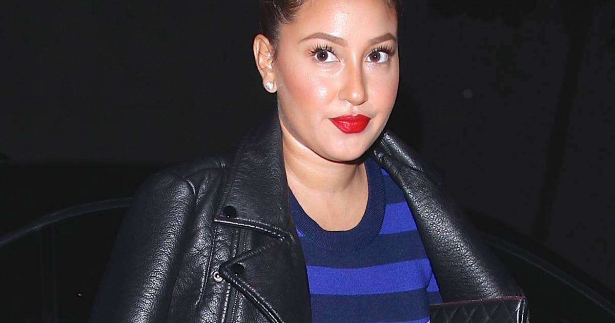 Adrienne Bailon lors de son arrivée chez Craig's Restaurant à West