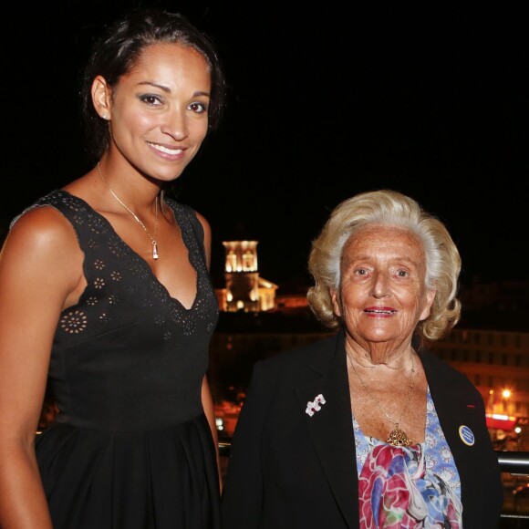 Exclusif - Cindy Fabre et Bernadette Chirac - Remise du prix Claude Pompidou pour la recherche sur la maladie d'Alzheimer à l'hôtel Aston La Scala à Nice le 11 septembre 2015.