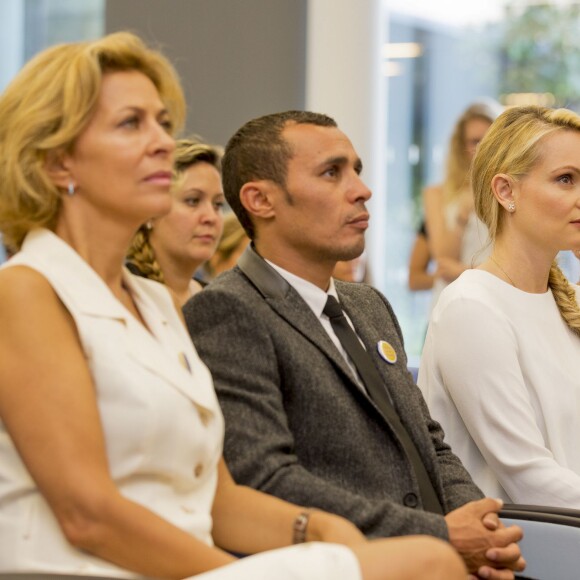 Exclusif - Corinne Touzet, Beatrice Rosen, Brahim Asloum - Remise du prix Claude Pompidou pour la recherche sur la maladie d'Alzheimer à l'hôtel Aston La Scala à Nice le 11 septembre 2015.