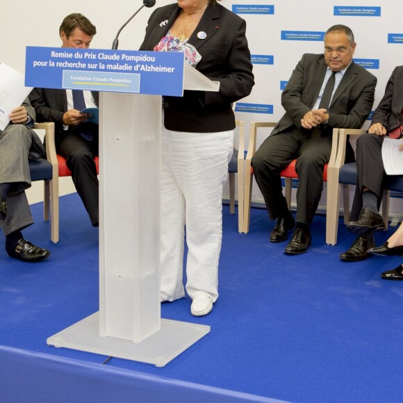 Exclusif - Bernadette Chirac - Remise du prix Claude Pompidou pour la recherche sur la maladie d'Alzheimer à l'hôtel Aston La Scala à Nice le 11 septembre 2015.