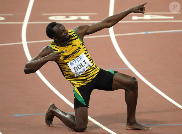 Usain Bolt lors de sa victoire sur 200 mètres aux Championnats du monde de Pékin, au Stade National, le 27 août 2015