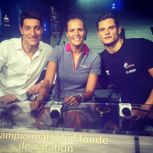 Laure Manaudou avec son frère Florent et Alexandre Boyon, le 3 août 2015 à Kazan