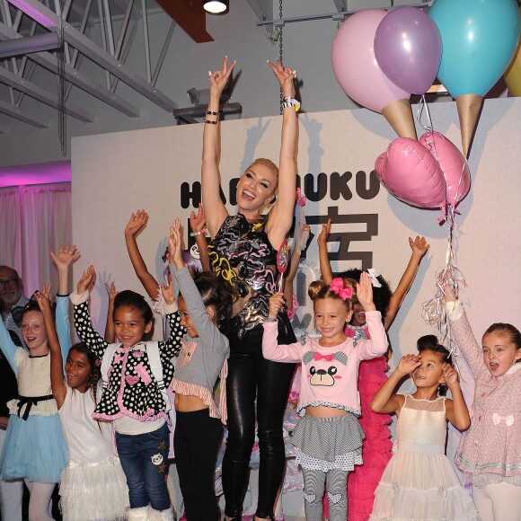 Gwen Stefani - Chasse aux papillons pour le lancement de la collection automne de la marque Harajuku au Duff's Cakemix à Los Angeles le 24 septembre 2015
