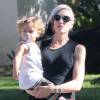 Exclusif - Gwen Stefani se promène avec ses enfants Kingston, Zuma et Apollo Rossdale dans le quartier de Koreatown à Los Angeles, le 13 septembre 2015
