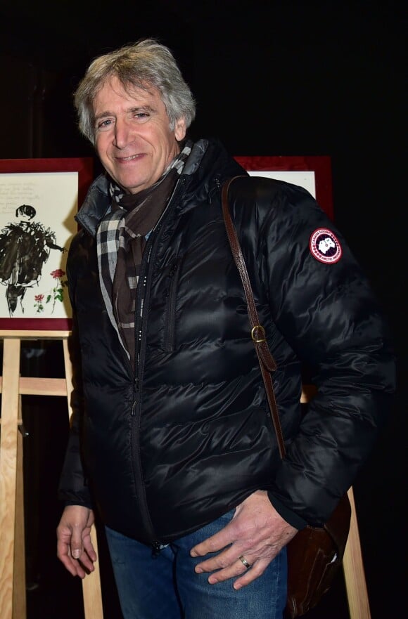 Exclusif - Yves Duteil au vernissage de l'exposition Barbara, Trait Pour Trait, du dessinateur Guy Papin au Théâtre Bobino à Paris le 2 mars 2015.