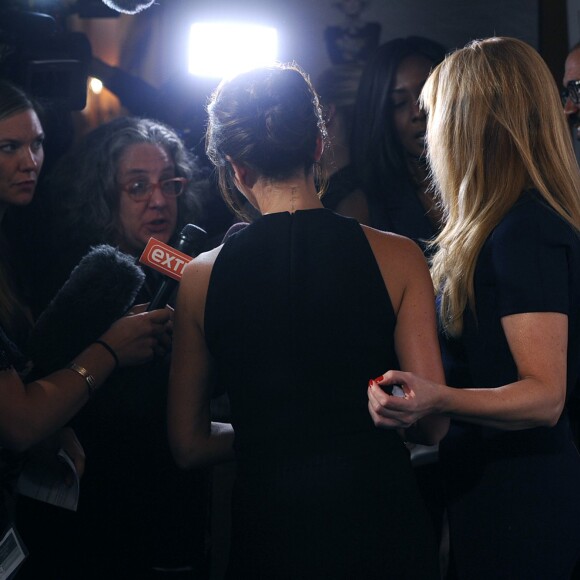 Victoria Beckham assiste au "First Ladies Lucheon" ("déjeuner des premières dames") de la fondation Fashion 4 Development à l'hôtel Pierre. New York, le 28 septembre 2015.