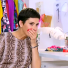Cristina Cordula frôle l'attaque devant le look d'un "sosie" de Kylie Minogue dans Les Reines du shopping, le 30 septembre 2015, sur M6