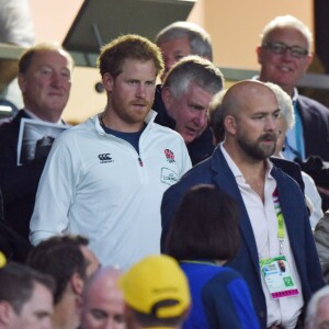 Le prince Harry à Twickenham le 3 octobre 2015, lors de la défaite de l'Angleterre face à l'Australie et son élimination de la Coupe du monde du rugby.