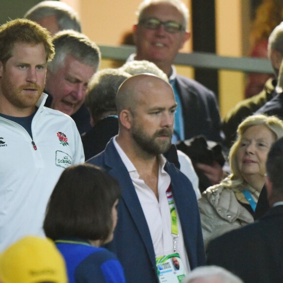 Le prince Harry à Twickenham le 3 octobre 2015, lors de la défaite de l'Angleterre face à l'Australie et son élimination de la Coupe du monde du rugby.