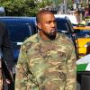 Kanye West en route pour son studio en tenue camouflage à New York le 14 septembre 2015.