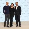Daniel Craig, Barbara Broccoli, Sam Mendes - Photocall avec les acteurs de la 24e production James Bond à Pinewood le 4 décembre 2014.