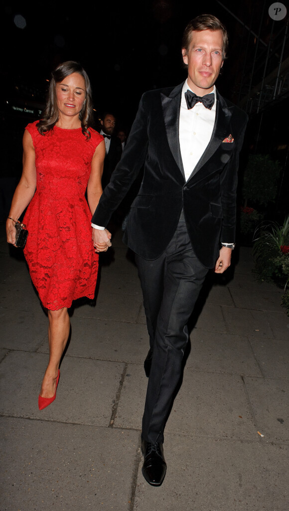 Pippa Middleton et son compagnon Nico Jackson - Soirée de la "British Heart Foundation Roll Out The Red Ball" à Londres le 10 février 2015.