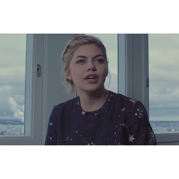 Louane Emera dévoile le clip de Nos secrets
