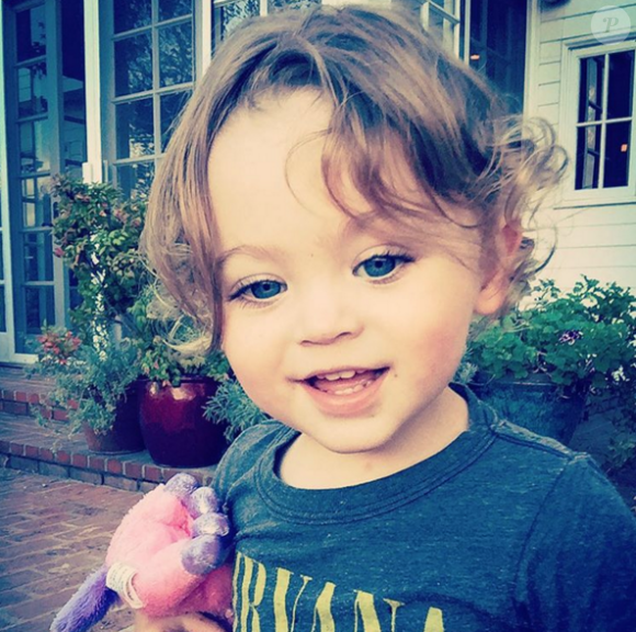Megan Fox poste une photo de son fils Bodhi. (photo postée le 15 octobre 2015)