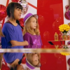 Equipe Patrick Fiori - Battle entre Phoebe (13 ans), Satine (10 ans) et Emma (12 ans) - The Voice kids, émission du 16 octobre 2015 sur TF1.