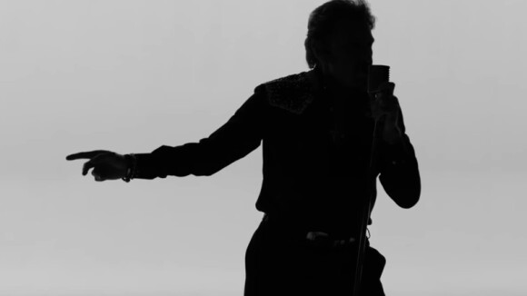Johnny Hallyday - De l'amour - Extrait de l'album "De l'amour" attendu le 13 novembre 2015.